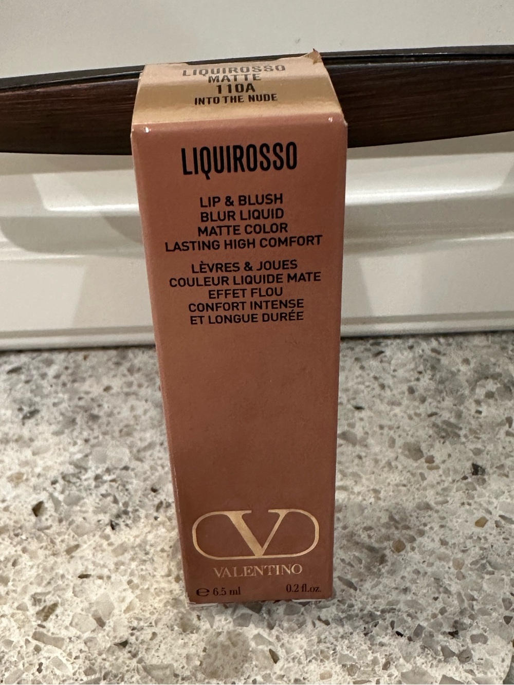 Valentino Beauty LIQUIROSSO Cheek and Lip Blush Blur Liquid Matte Colour - Picture 6 of 8